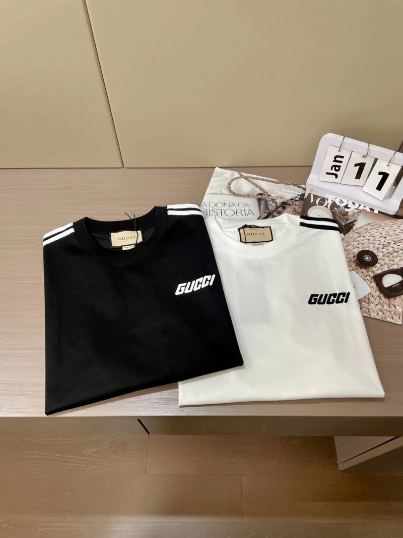 Gucci T-Shirts Sporty 126939