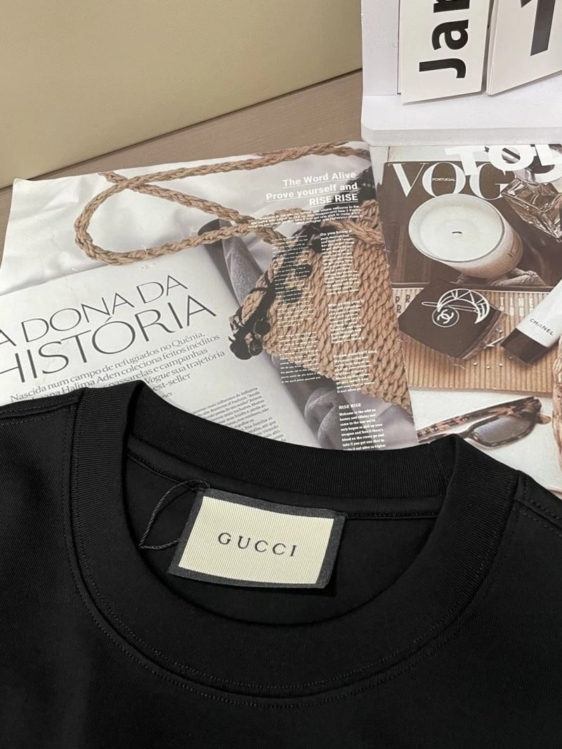 Classic Gucci T-Shirts 126926
