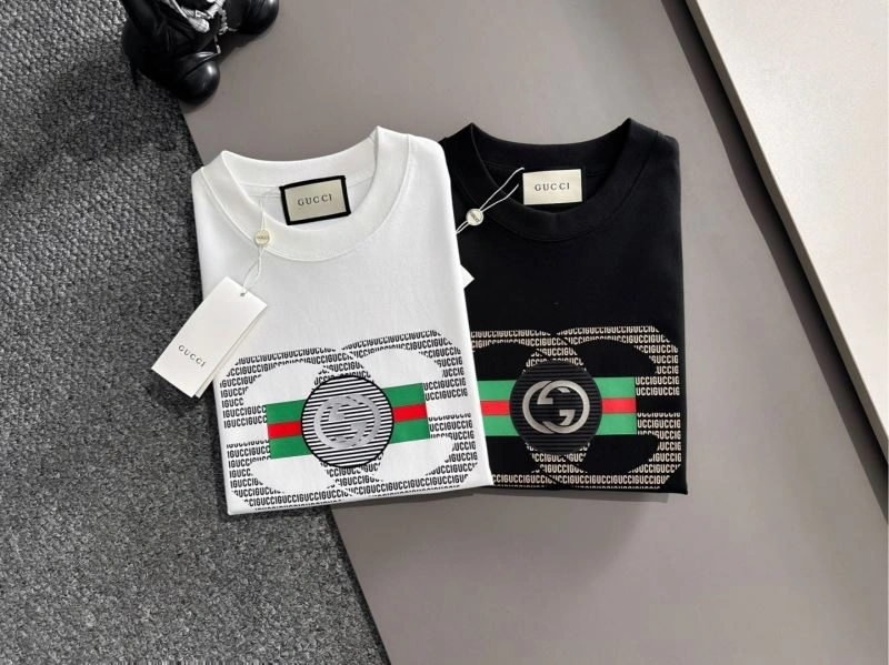 Modern Gucci T-Shirts 126902