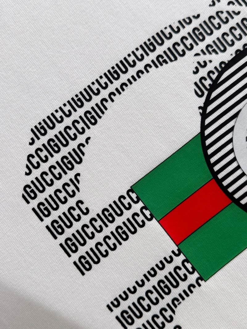 Modern Gucci T-Shirts 126902