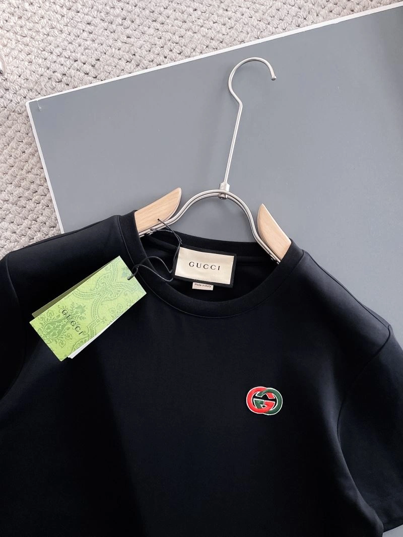 Gucci T-Shirts Bold 126875
