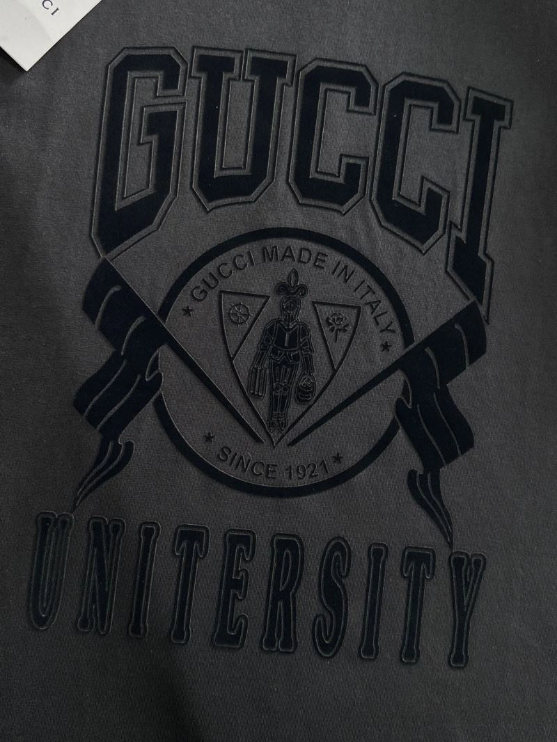 Elegant Gucci T-Shirts 126880