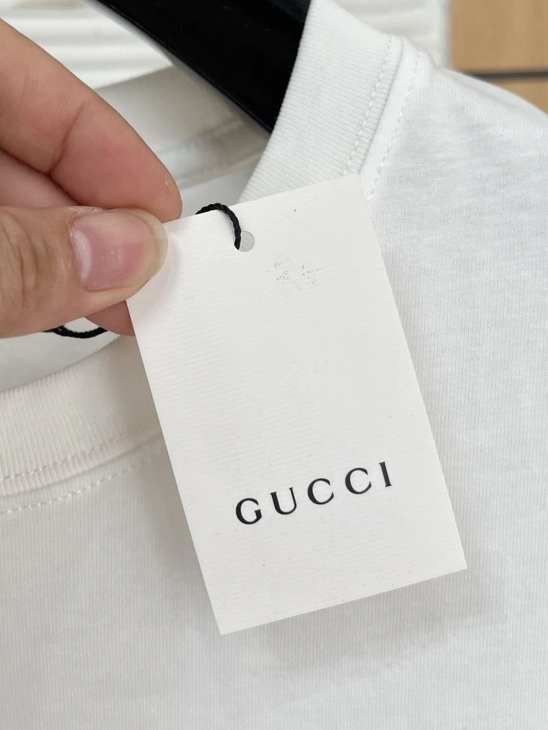 Gucci T-Shirts FashionForward 126874