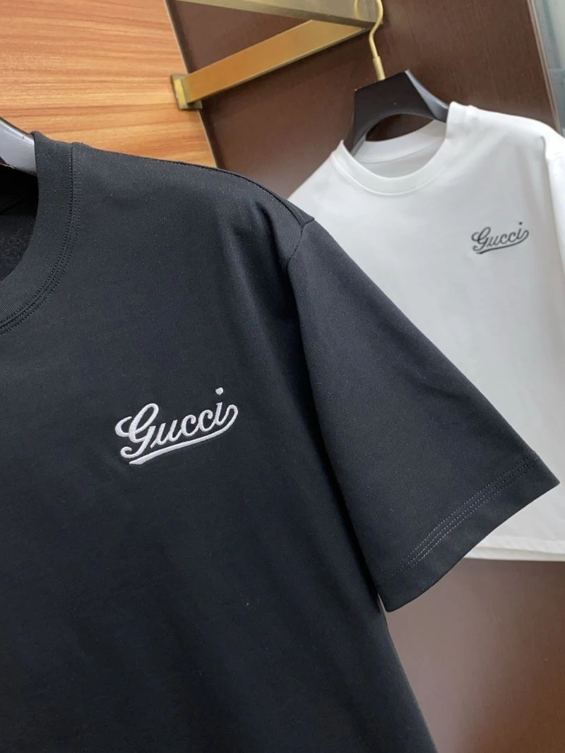 Modern Gucci T-Shirts 126887