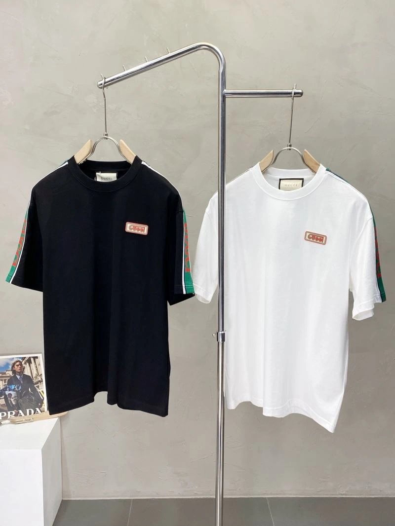 Neat Gucci T-Shirts 126897