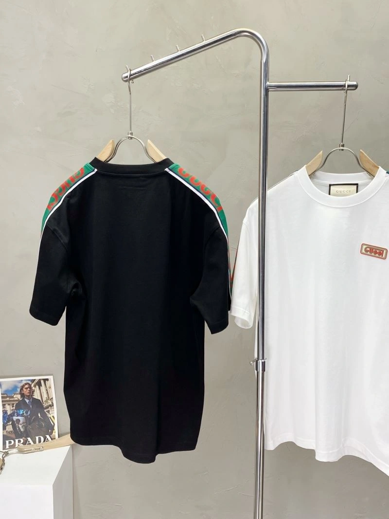 Neat Gucci T-Shirts 126897