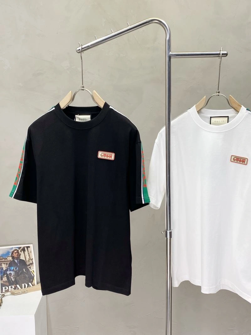 Neat Gucci T-Shirts 126897