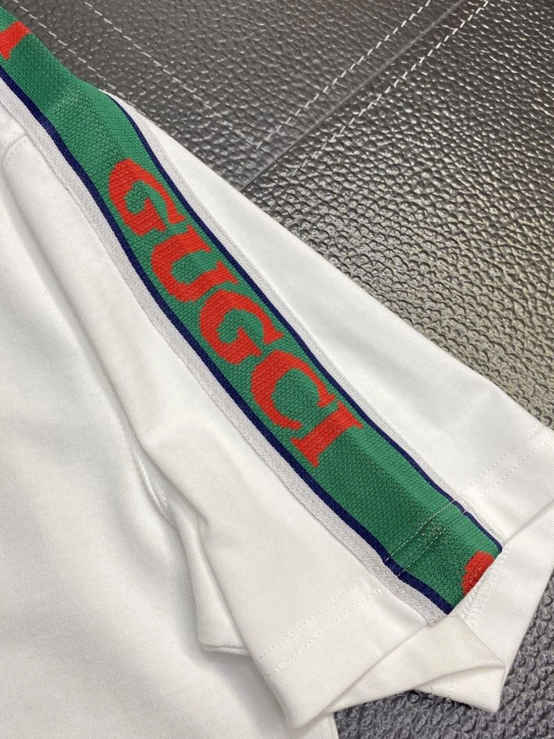 Neat Gucci T-Shirts 126897