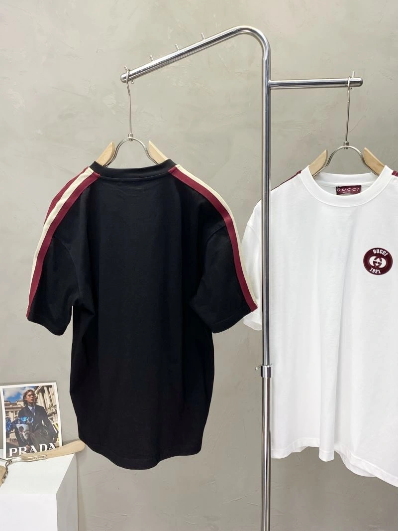 Gucci T-Shirts Practical 126877