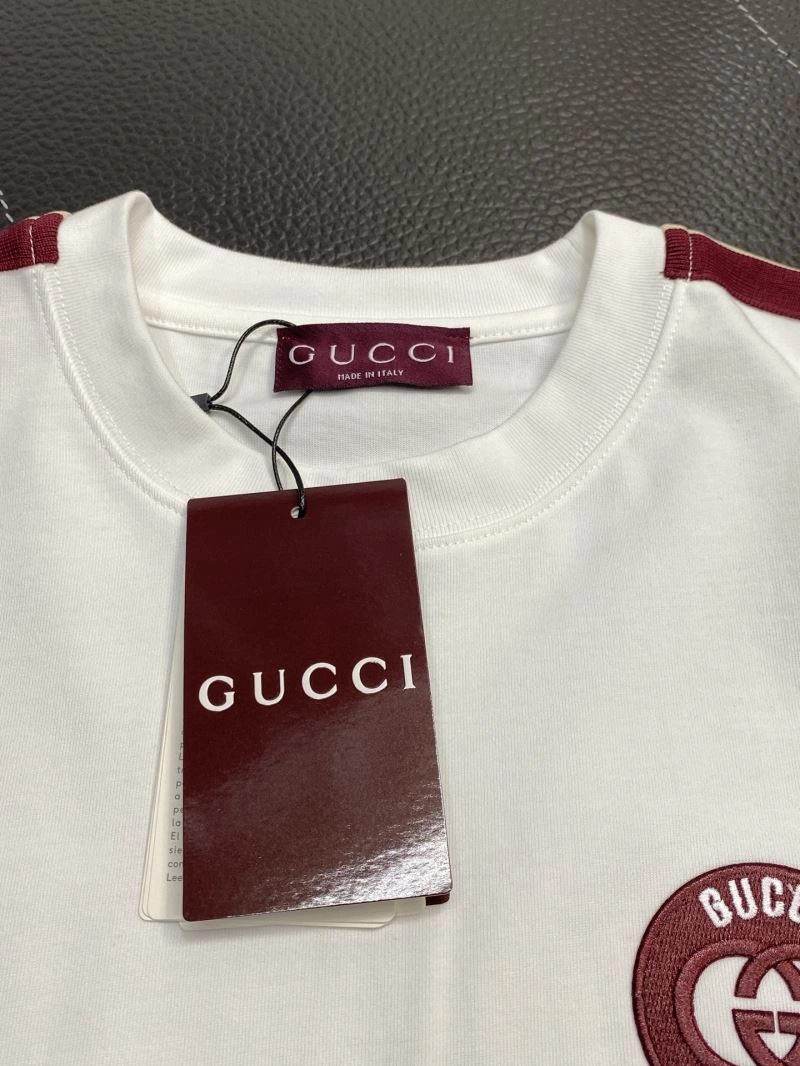 Gucci T-Shirts Practical 126877