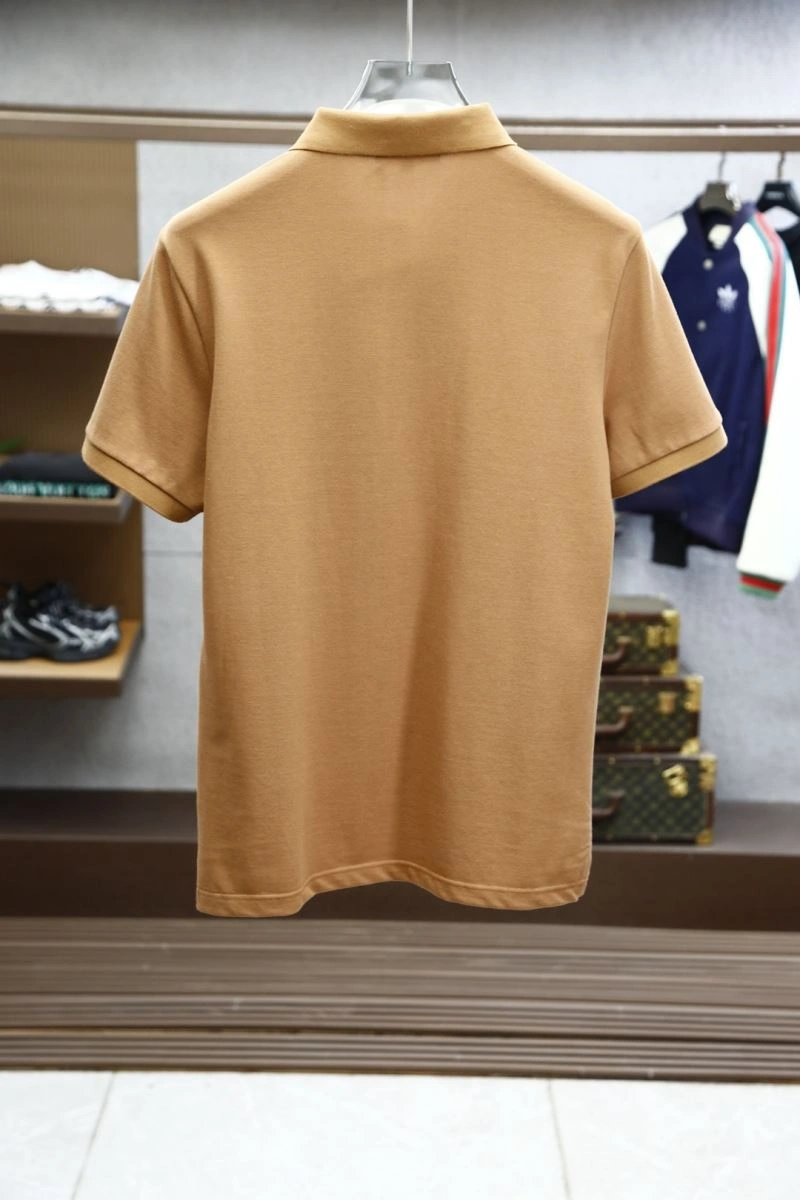 Bold Gucci T-Shirts 126872