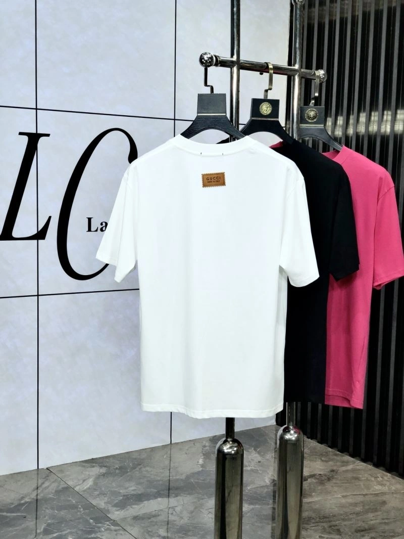 Stretchable Gucci T-Shirts 126720