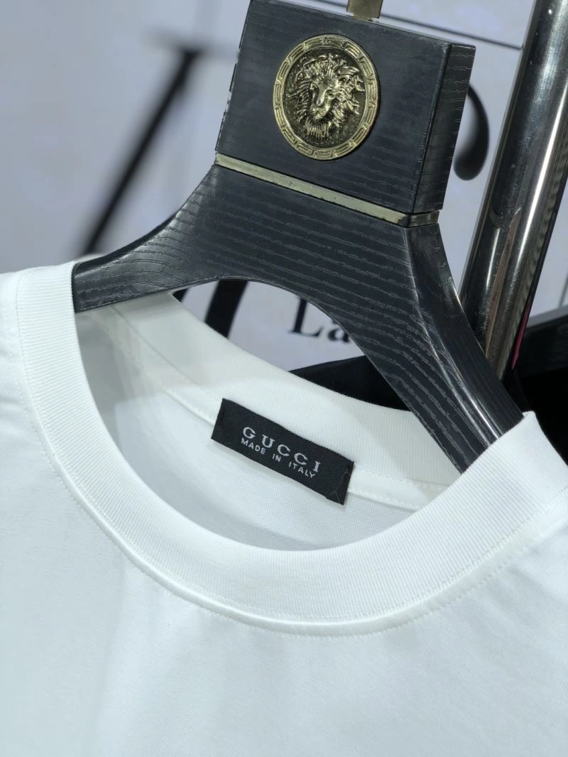 Stretchable Gucci T-Shirts 126720