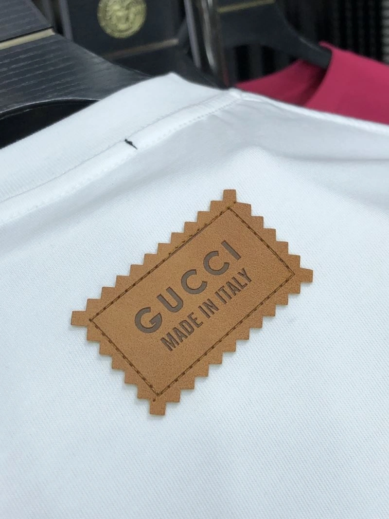 Stretchable Gucci T-Shirts 126720