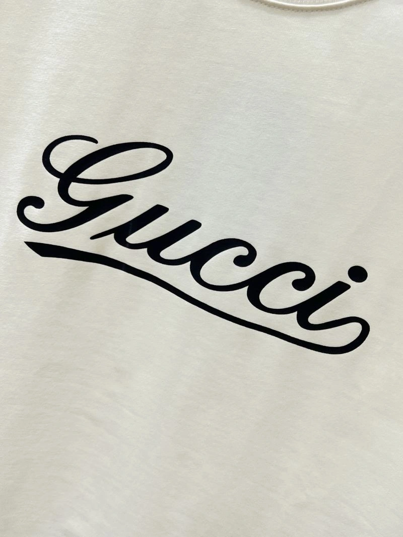 Gucci T-Shirts UrbanChic 126719