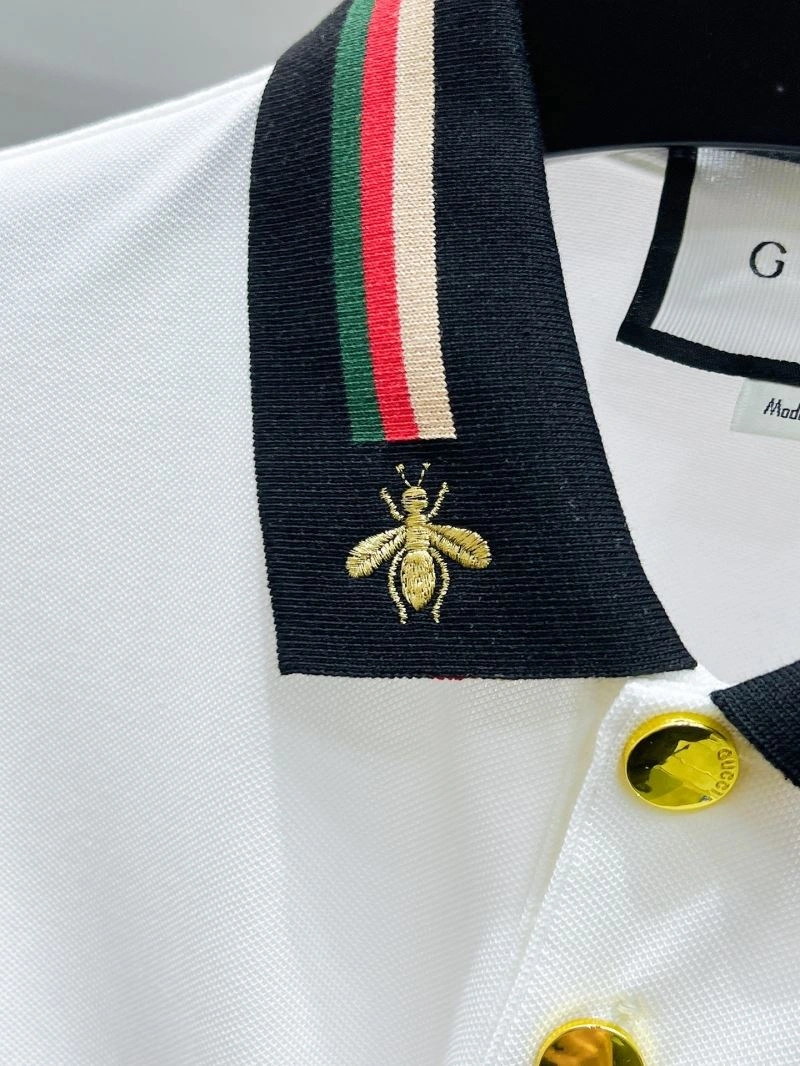 Versatile Gucci T-Shirts 126706