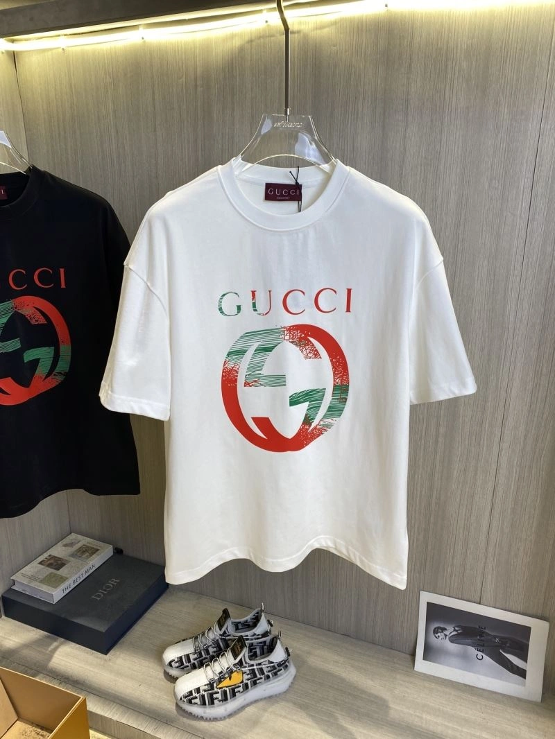 Gucci T-Shirts WeatherProof 126732
