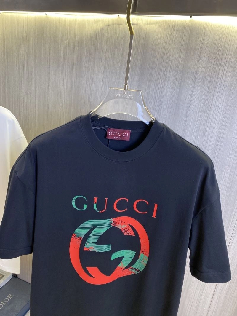 Gucci T-Shirts WeatherProof 126732
