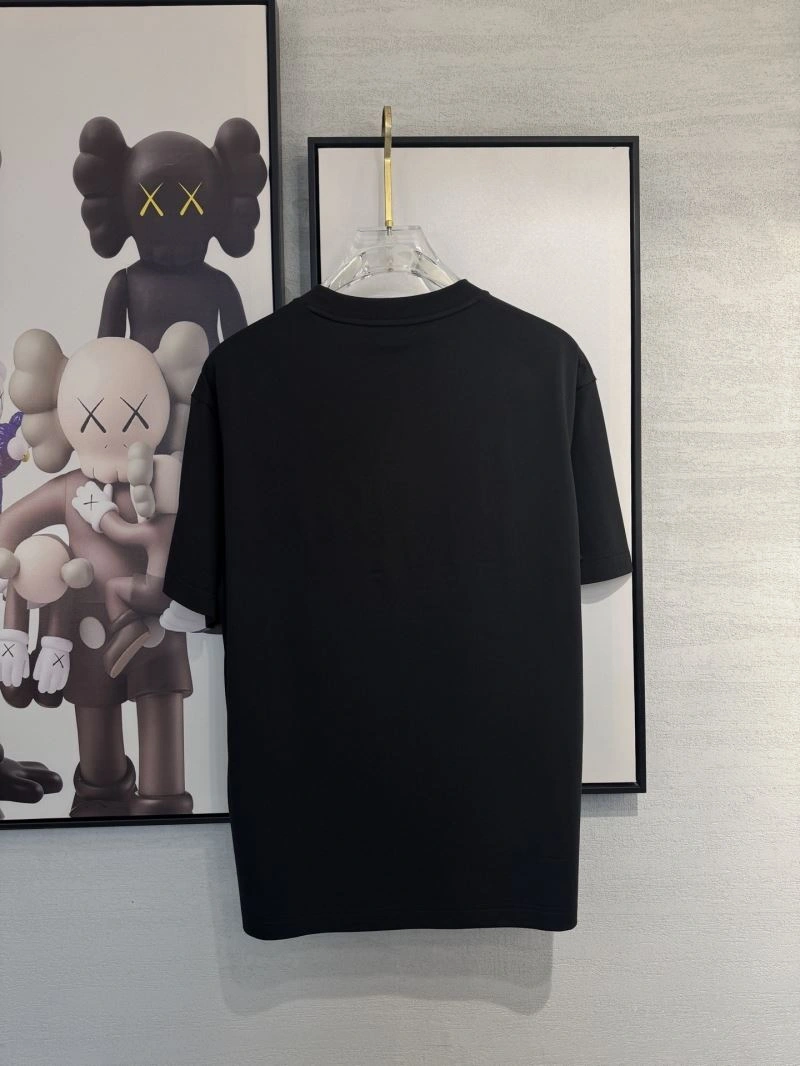 Versatile Gucci T-Shirts 126700