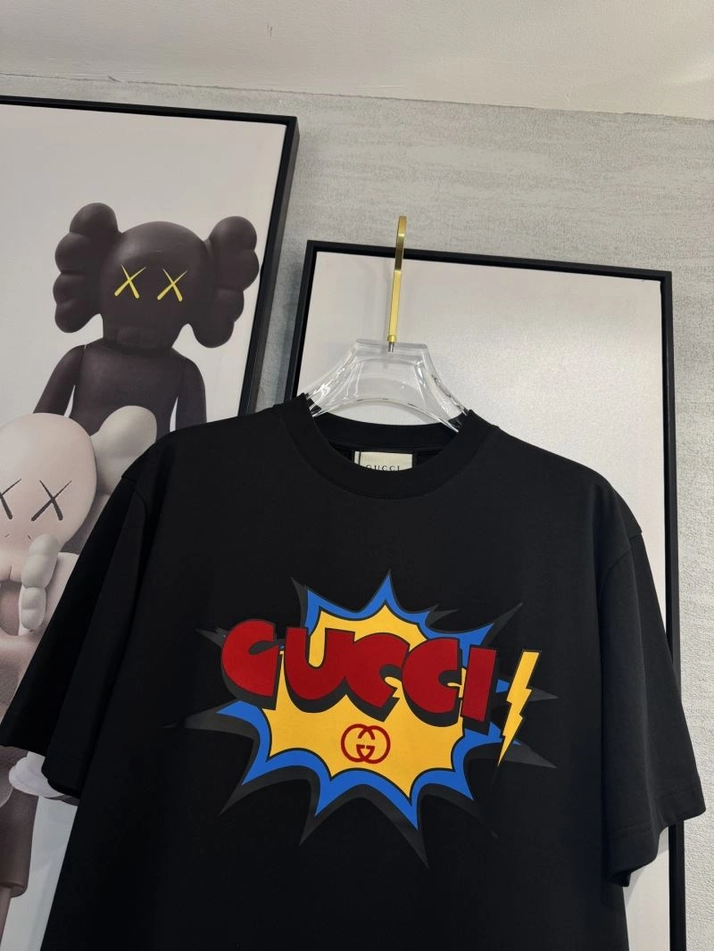 Versatile Gucci T-Shirts 126700