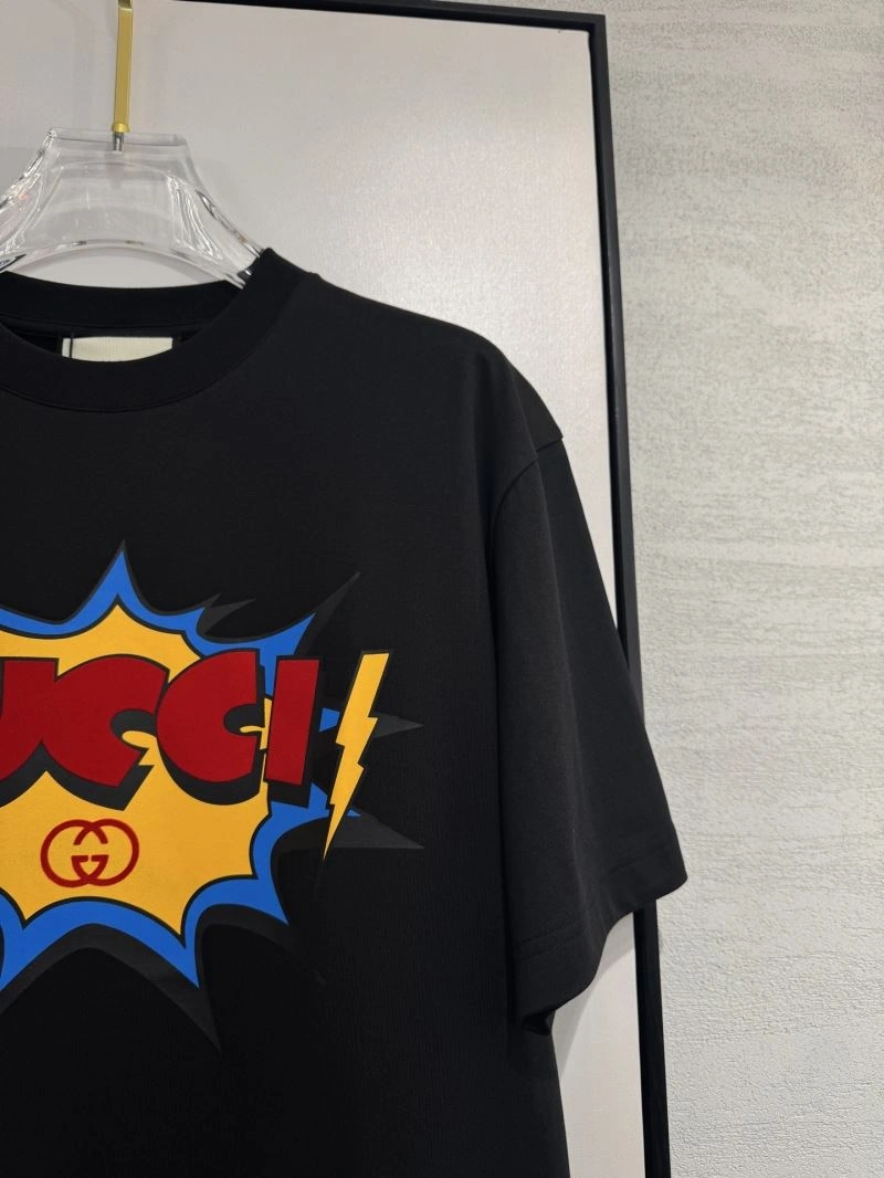 Versatile Gucci T-Shirts 126700