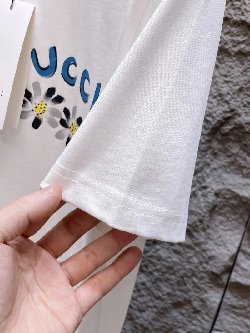 WaterResistant Gucci T-Shirts 126669