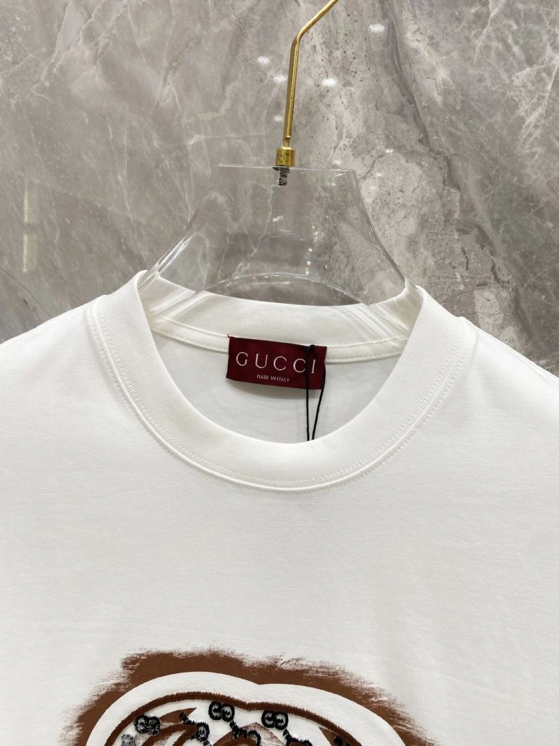 Gucci T-Shirts Snug 126676