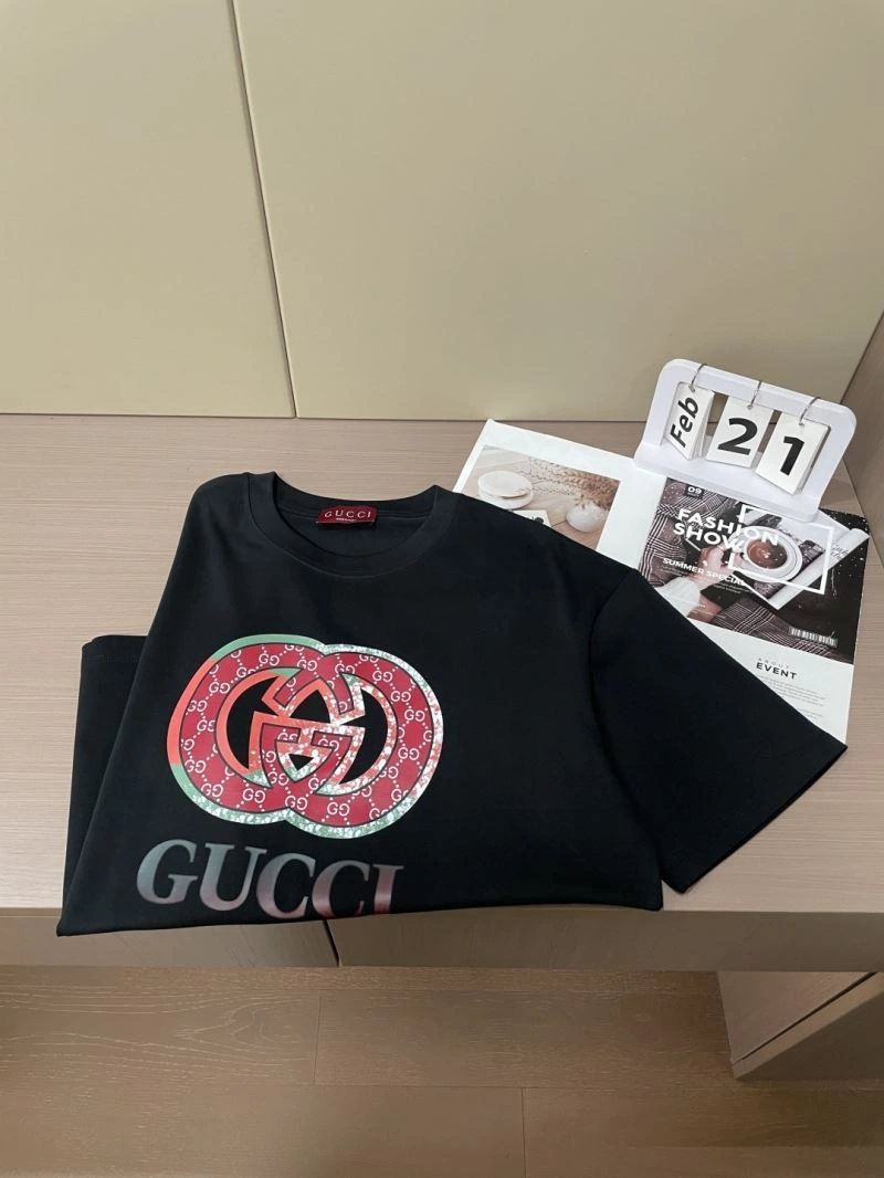 Gucci T-Shirts Versatile 126685