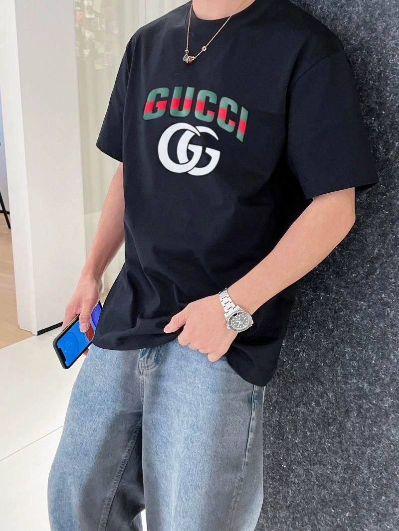 Sleek Gucci T-Shirts 126679