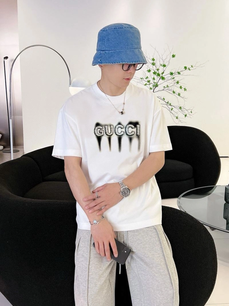 Refined Gucci T-Shirts 126687