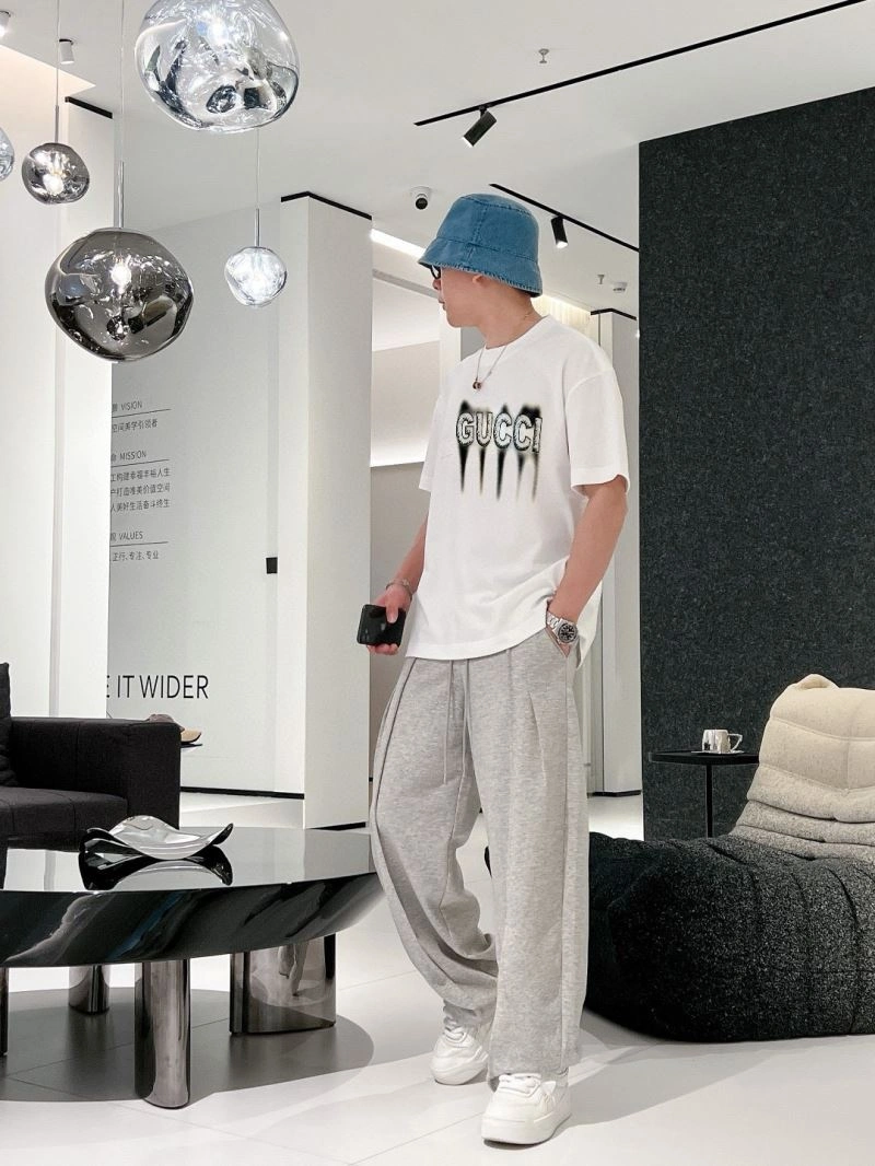 Refined Gucci T-Shirts 126687