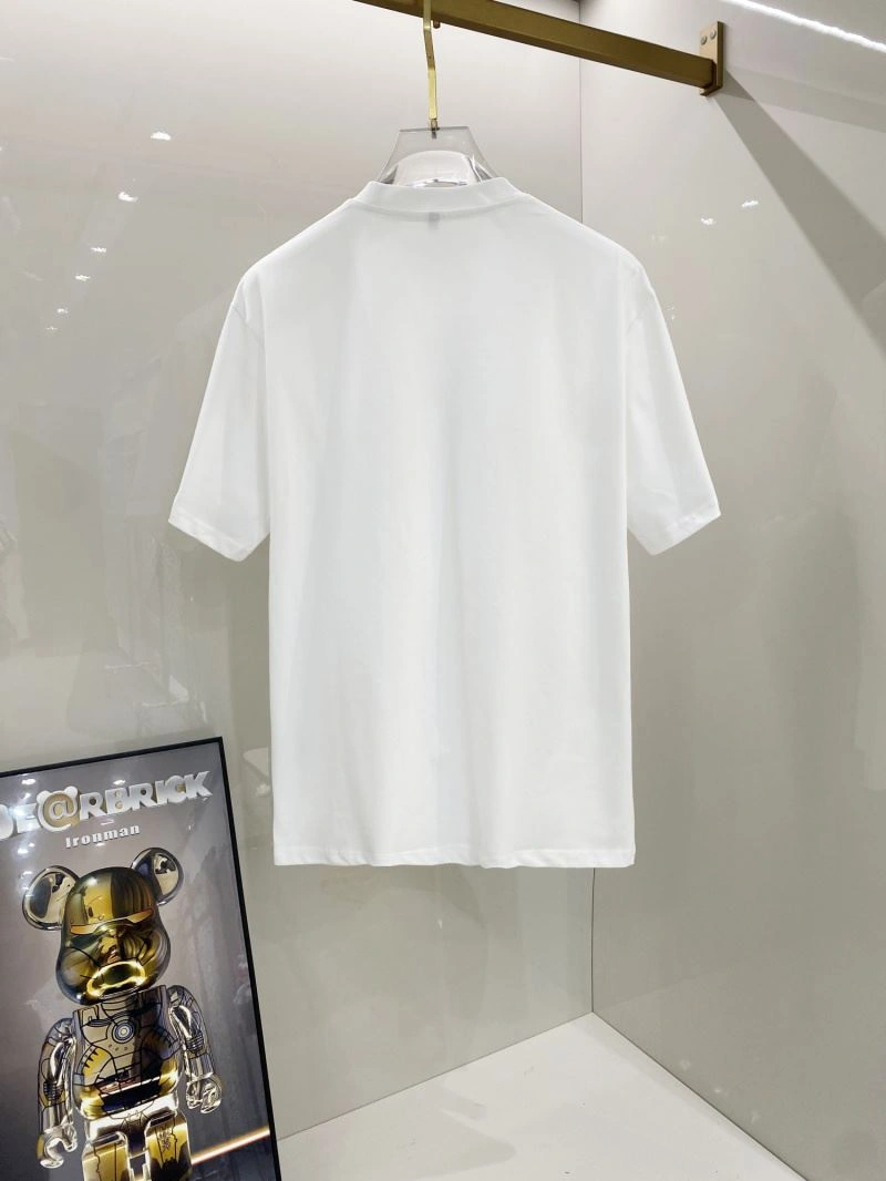 Compact Gucci T-Shirts 126674