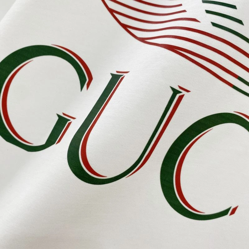 Lightweight Gucci T-Shirts 126671