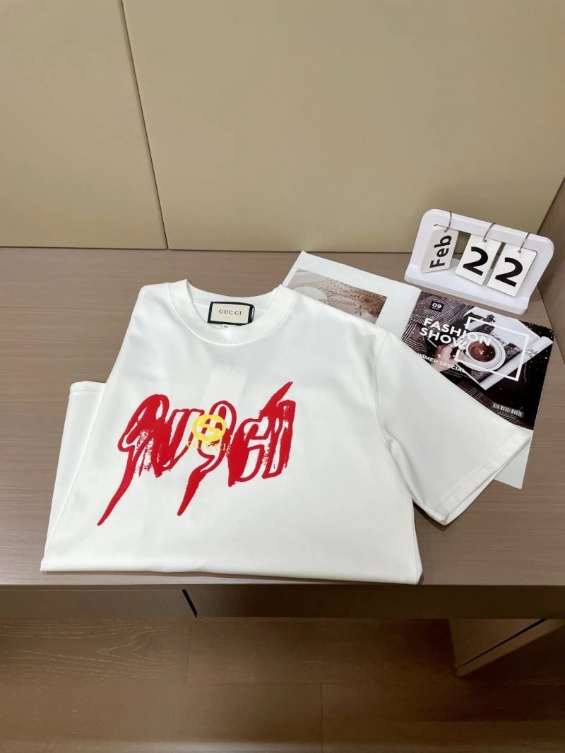 TravelReady Gucci T-Shirts 126661