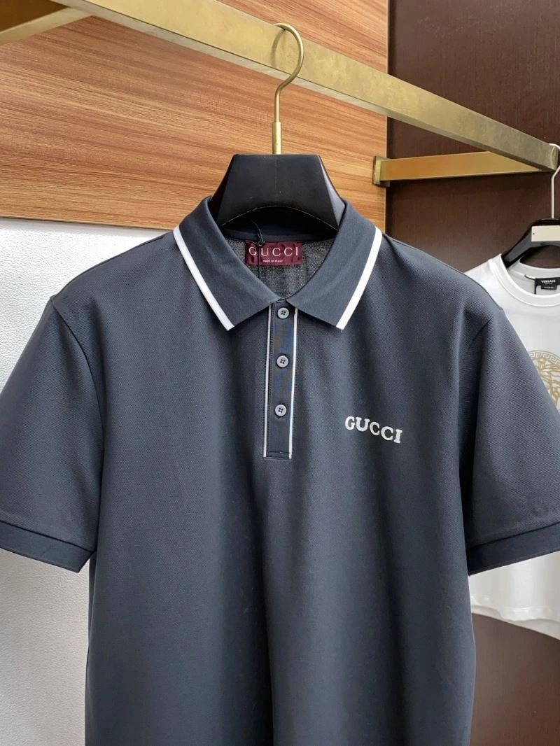 Unisex Gucci T-Shirts 126655