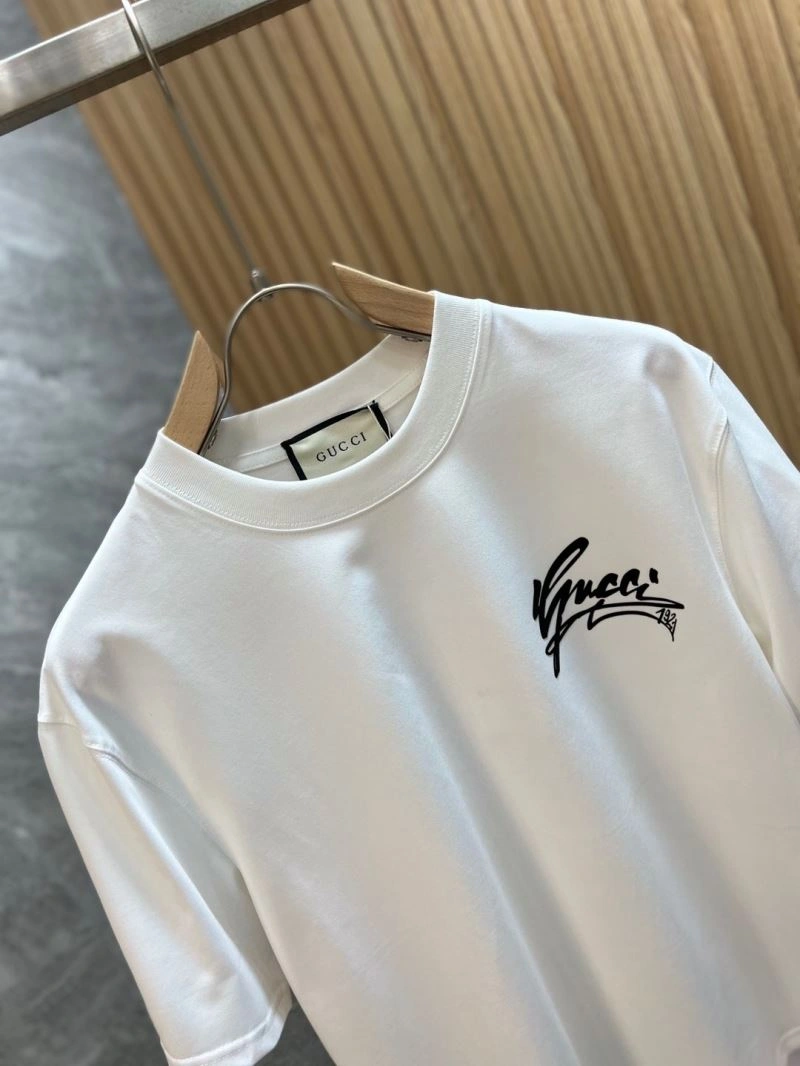 Gucci T-Shirts NewStyle 126636