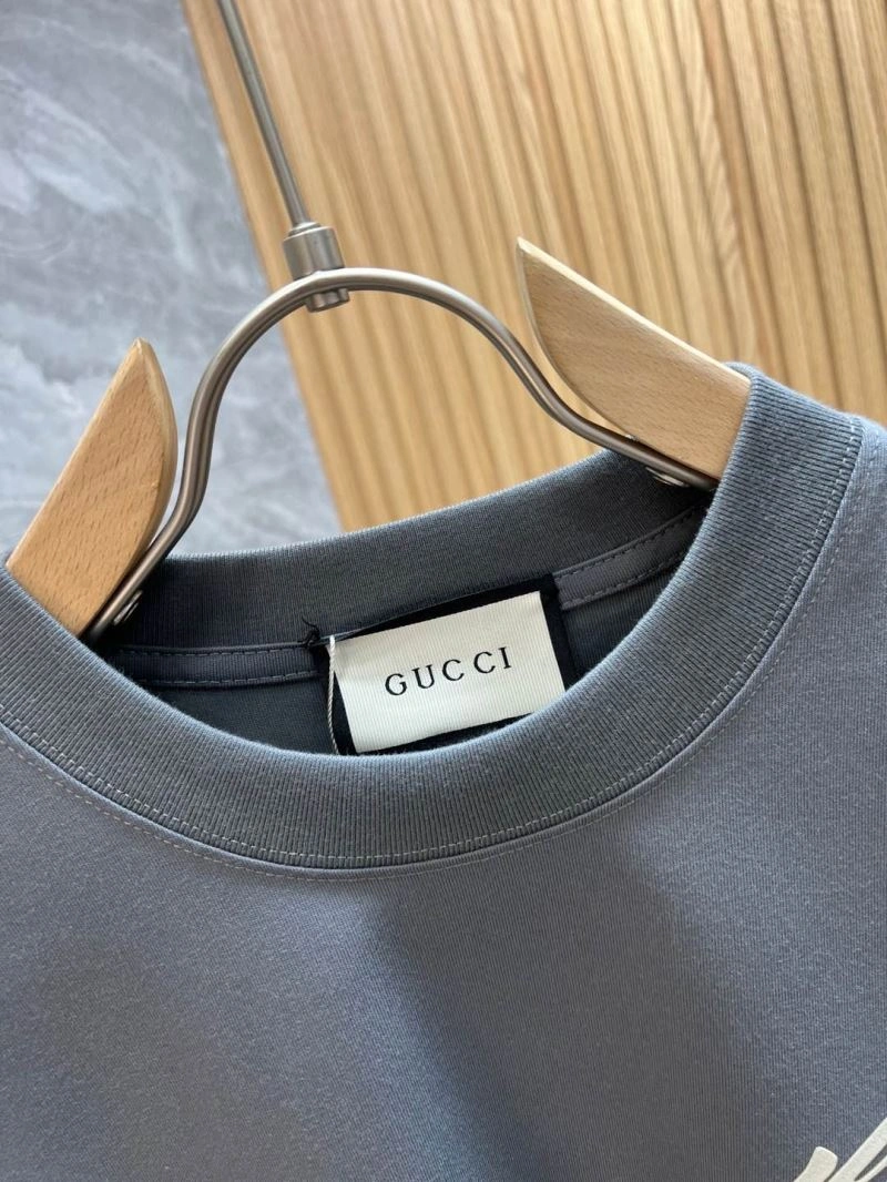 WellDesigned Gucci T-Shirts 126629