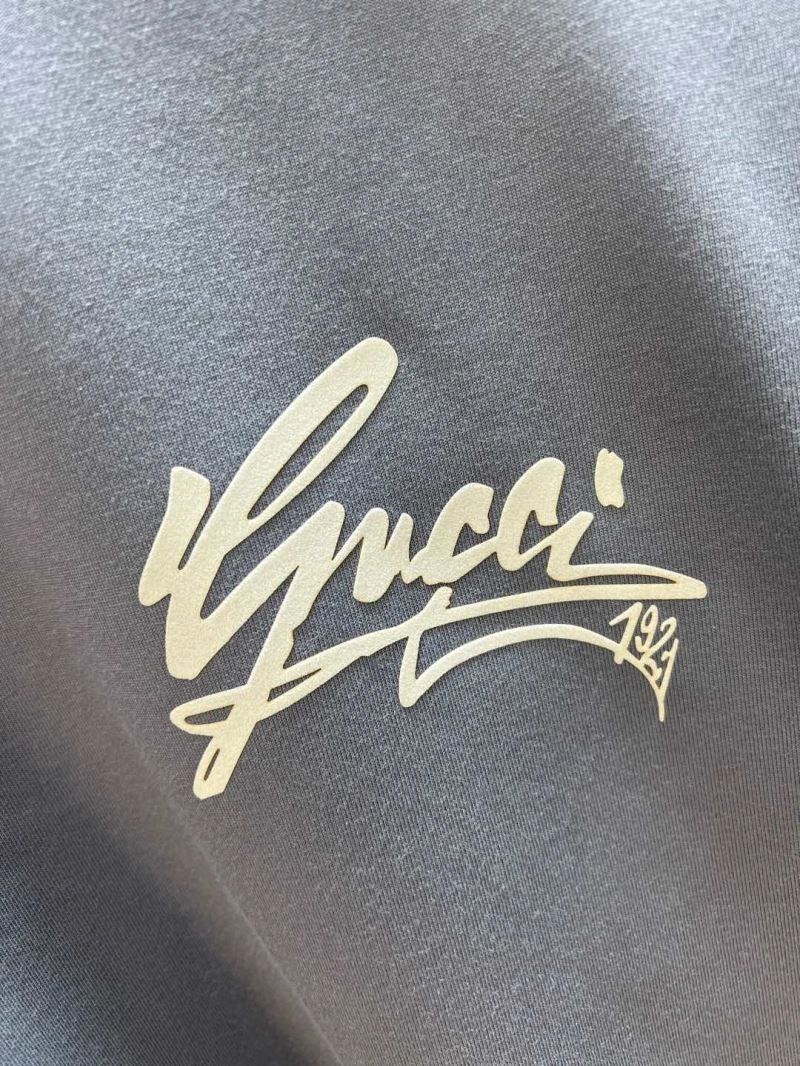 WellDesigned Gucci T-Shirts 126629