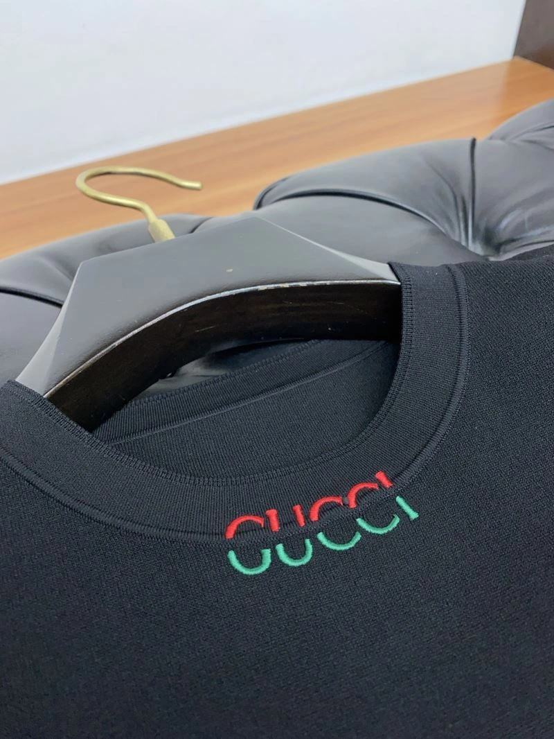 Sleek Gucci T-Shirts 126633