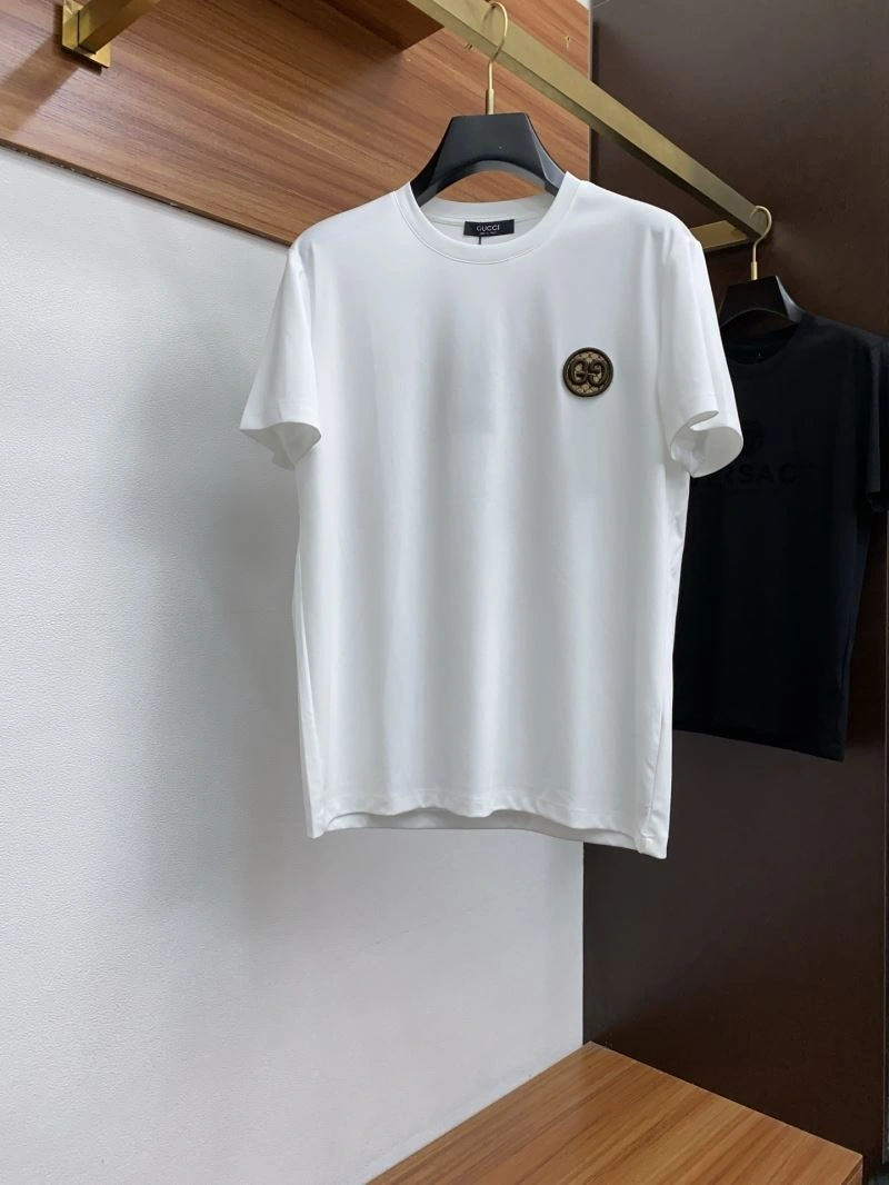 Gucci T-Shirts Refined 126638