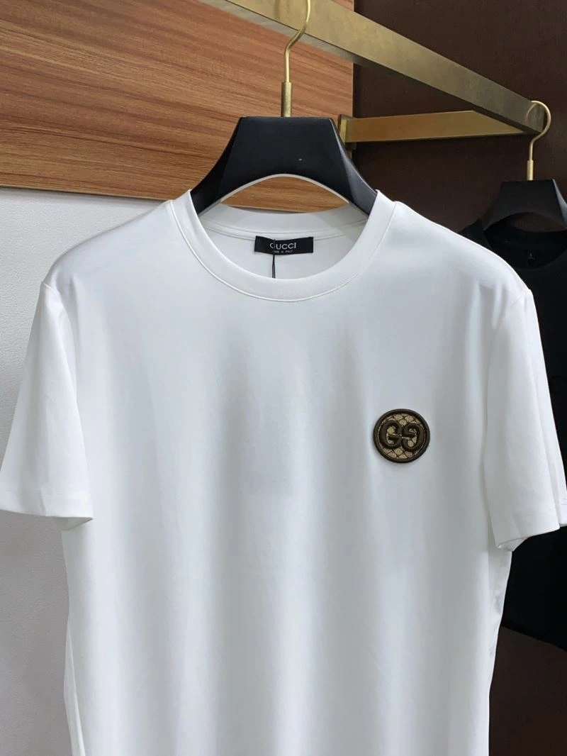 Gucci T-Shirts Refined 126638