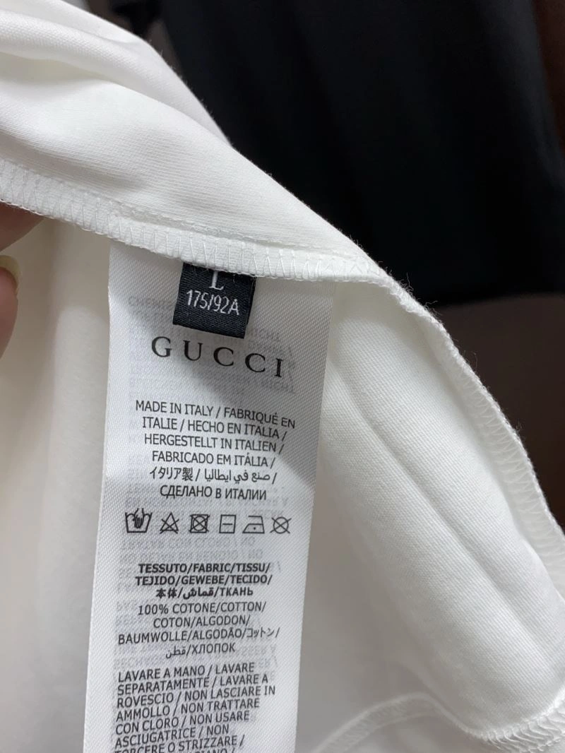 Gucci T-Shirts Refined 126638