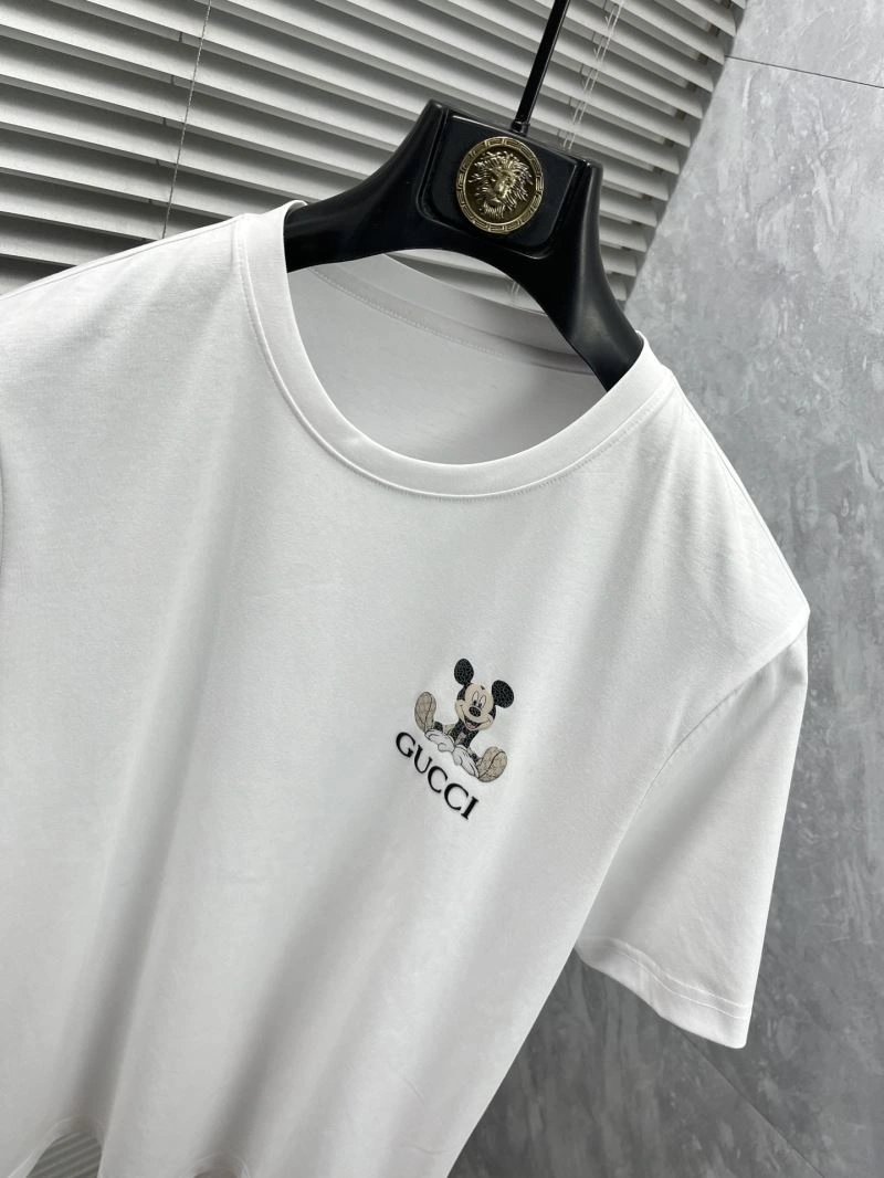 Gucci T-Shirts Lightweight 126621