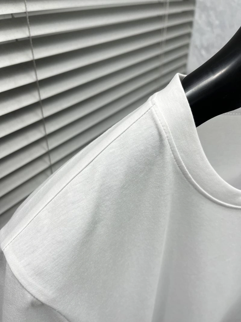 Gucci T-Shirts Lightweight 126621