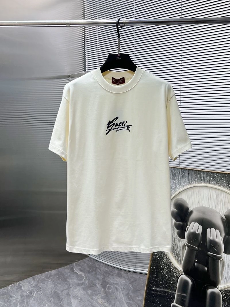 Gucci T-Shirts Bright 126586