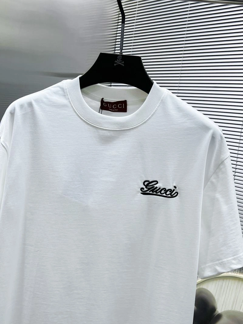 Fashionable Gucci T-Shirts 126588