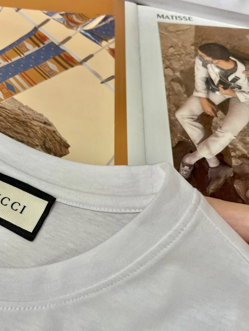 EyeCatching Gucci T-Shirts 126613