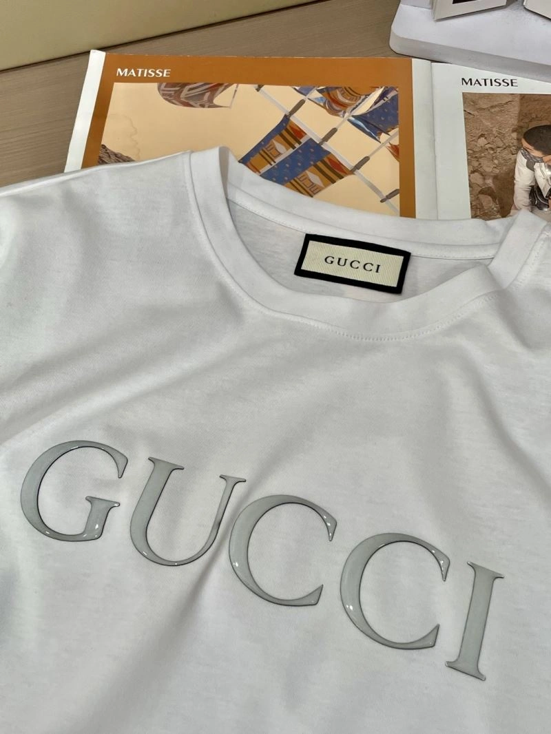EyeCatching Gucci T-Shirts 126613