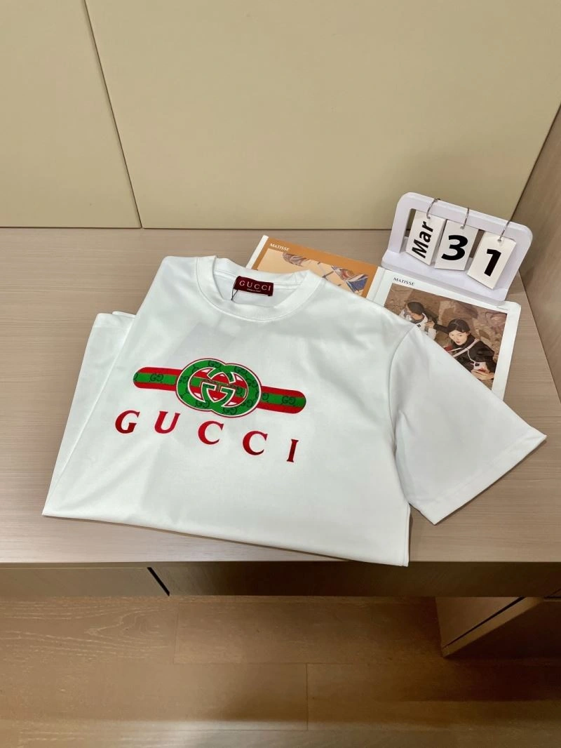 Gucci T-Shirts Attractive 126609