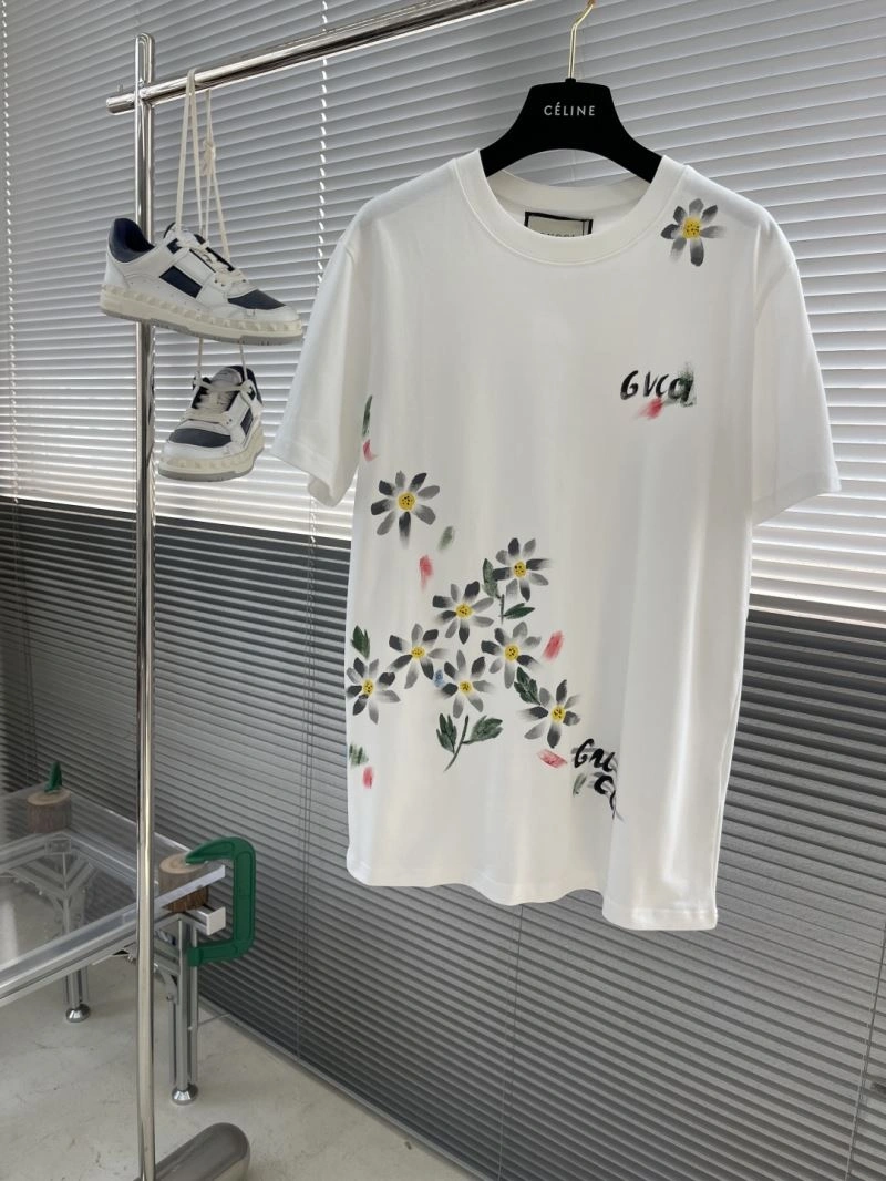 Functional Gucci T-Shirts 126605